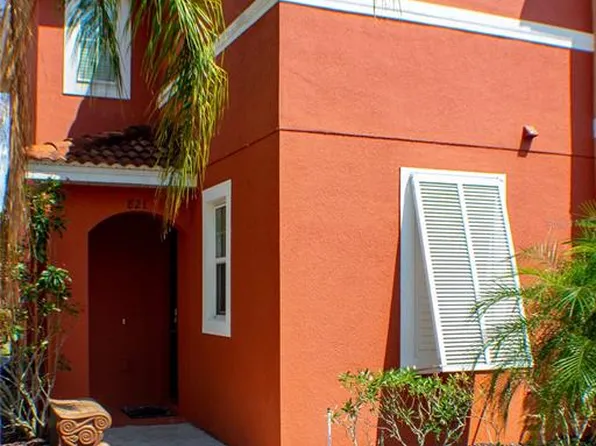 821 Las Fuentes Dr, Kissimmee, FL 34746