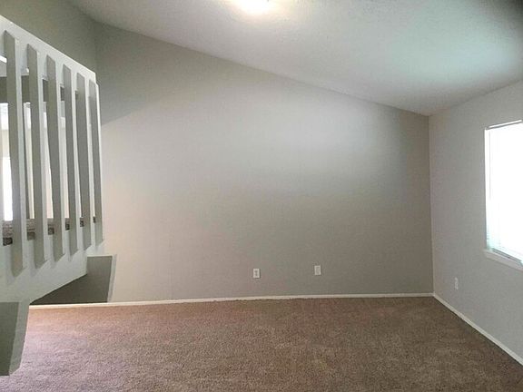 3rd image of 24010 Tayloe House Ln