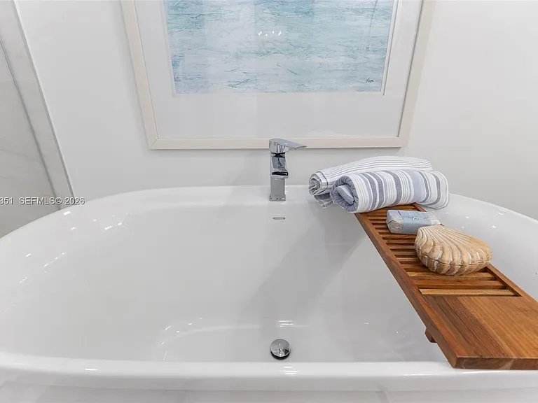17550 Collins Ave #802 — Photo 23