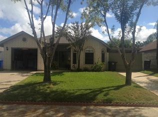 10103 Center Rd, Laredo, TX 78045