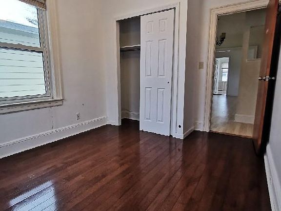 5th image of 4315 160th St Floor 2