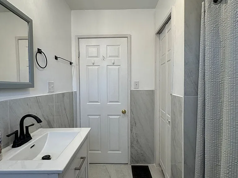 1404 W Bethel Ave — Photo 24