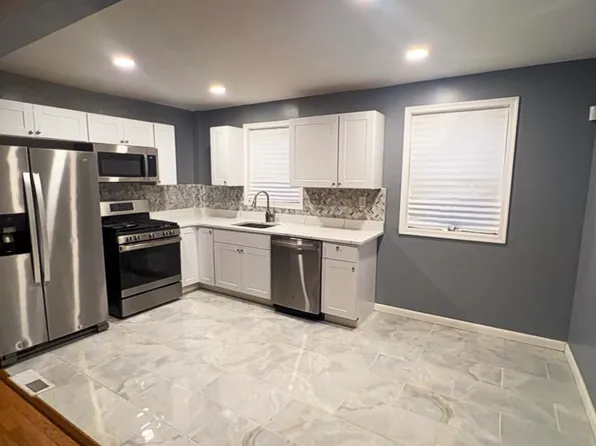 425 66th Ave, Philadelphia, PA 19126