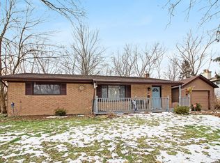 27 Revere Ct, Ann Arbor, MI 48104