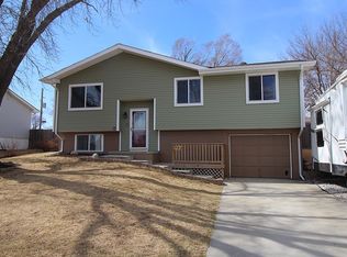 308 7th St, Ceresco, NE 68017