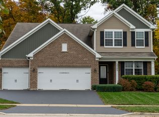 1721 Harcourt Dr, Woodridge, IL 60517