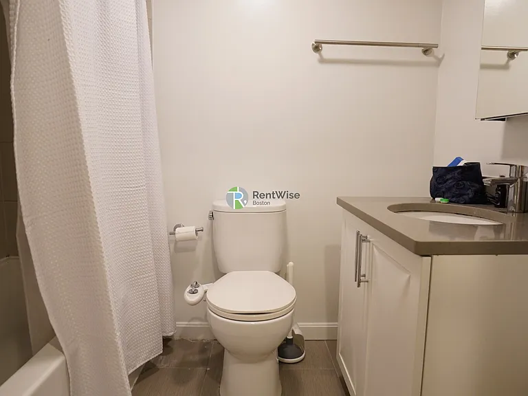 10 Brainerd Rd #12 — Photo 8