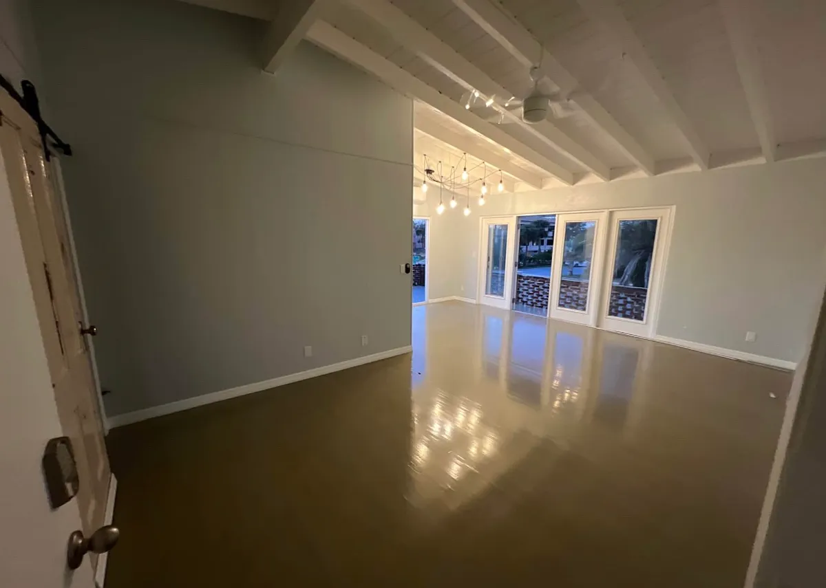 Building Photo - 500 Silver Beach Ave #3