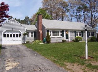44 Cranberry Ln, Centerville, MA 02632
