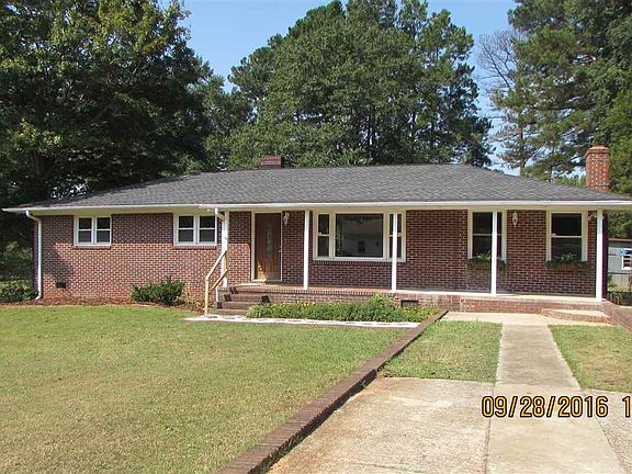 2nd image of 120 Walden Cir