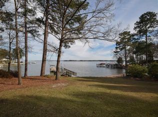 1360 Garden Grove Cir, Gilbert, SC 29054