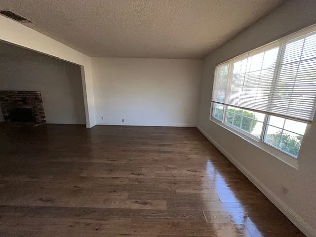 1170 Dawson Dr — Photo 24