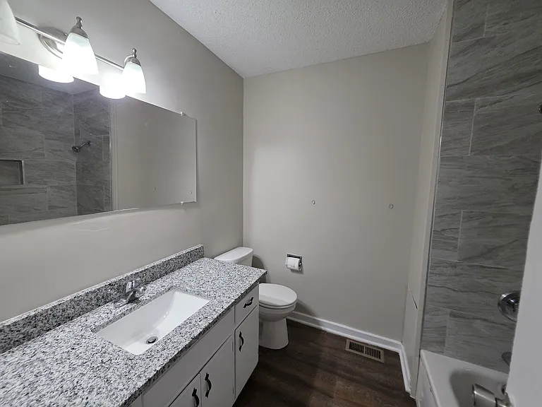 446 Grandview Ter #4 — Photo 14