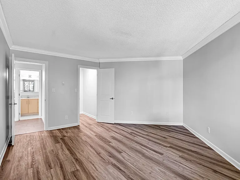8040 Blundell Rd — Photo 19