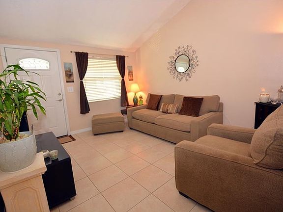 3rd image of 8802 Thousand Oaks Ct