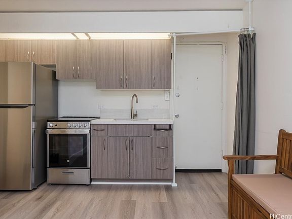 4th image of 1459 Pele St APT 210