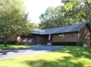 714 Deer Path Rd, Hudson, WI 54016