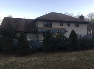 82 S Powdermill Rd, Morris Plains, NJ 07950