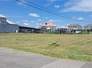 100 Saint Rosalie Ln, Pt Sulphur, LA 70083