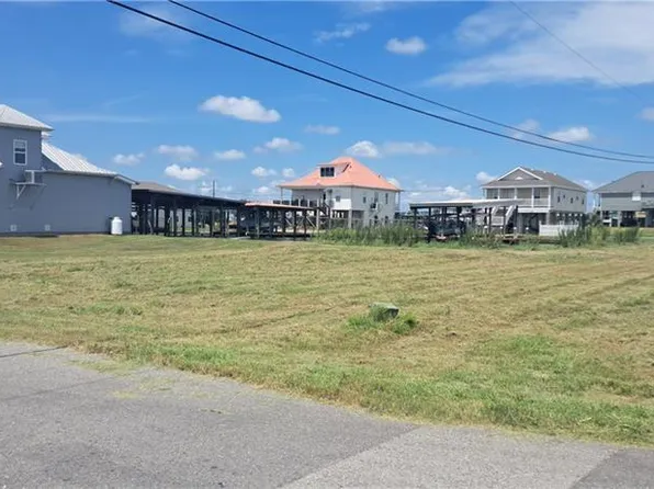 100 Saint Rosalie Ln, Pt Sulphur, LA 70083