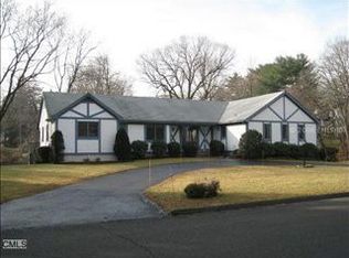 39 Princes Pine Rd, Norwalk, CT 06850