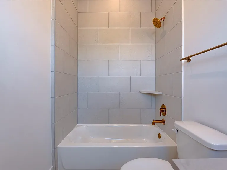 7120 Gary St #B — Photo 26