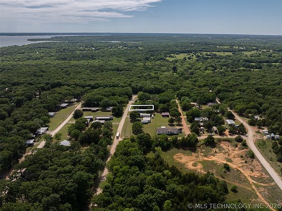 5th image of 2109 Hawk Ln