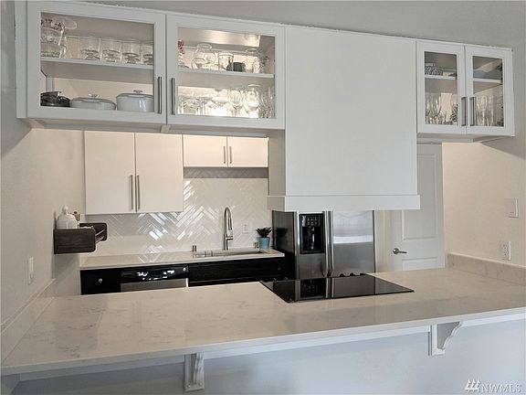 4th image of 7309 Sand Point Way NE #B-842