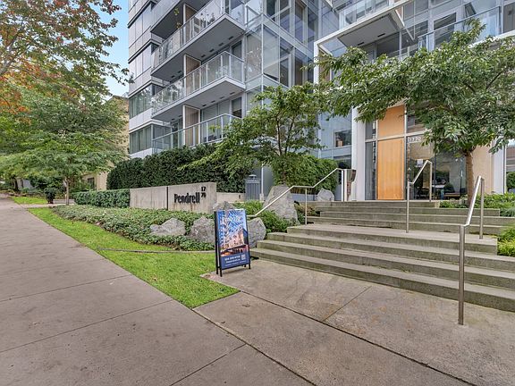 4th image of 1770 Pendrell St