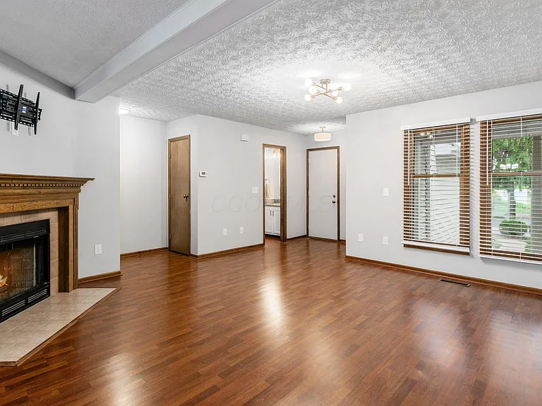 5841 Elmbridge Ln #4-27 — Photo 18