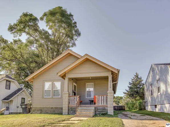 3739 Maple St, Omaha, NE 68111