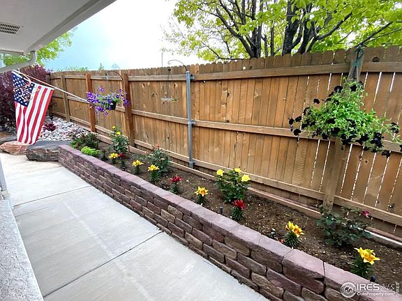 5th image of 842 Edna Way