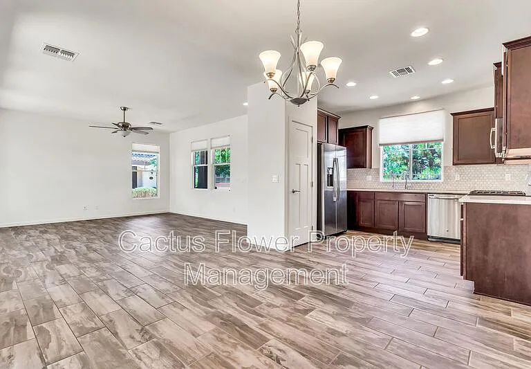 2734 S Santa Vis #MESA — Photo 18