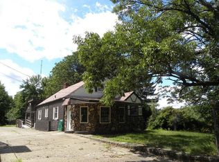 2840 Mount Troy Rd, Pittsburgh, PA 15212