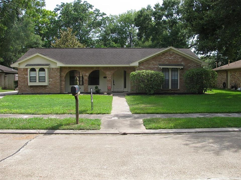 1st image of 109 Tamarisk Trl