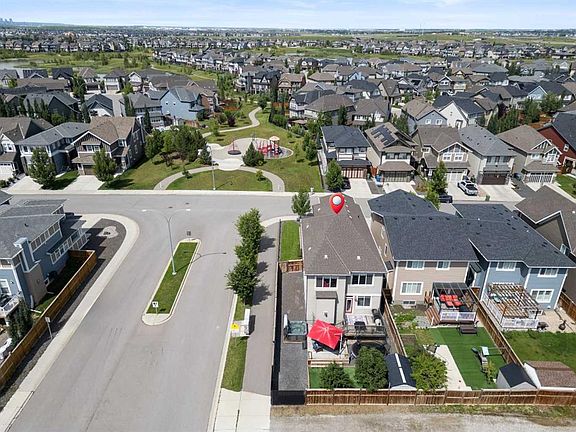 4th image of 103 SW Masters Rise SE