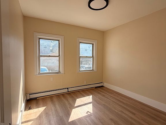 3rd image of 1526 Kimball St #1