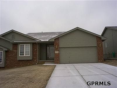 1st image of 5709 N 167th Cr Ave