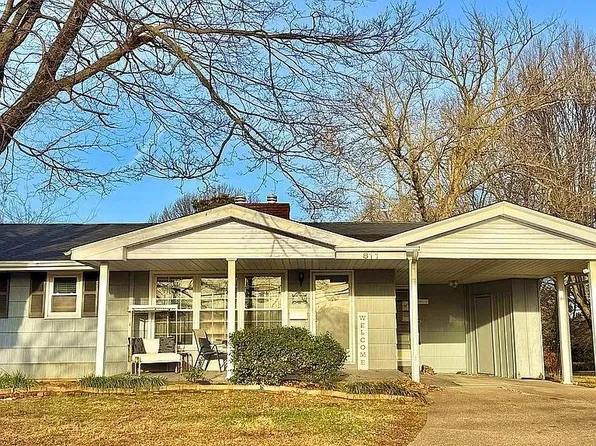 811 S Alves St, Henderson, KY 42420