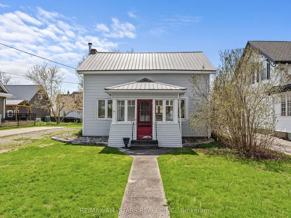 39 Francis St W, Kawartha Lakes, ON K0M 1N0