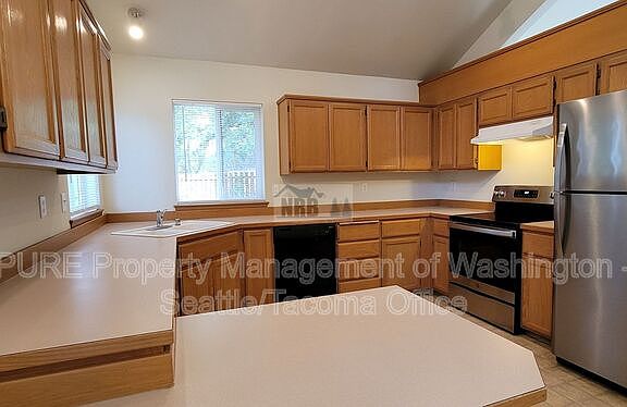 4th image of 8923 345th St