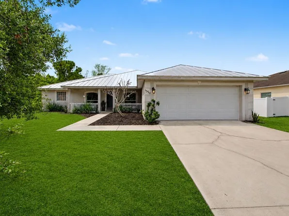 1550 SW Kosnar Avenue, Port St Lucie, FL 34953