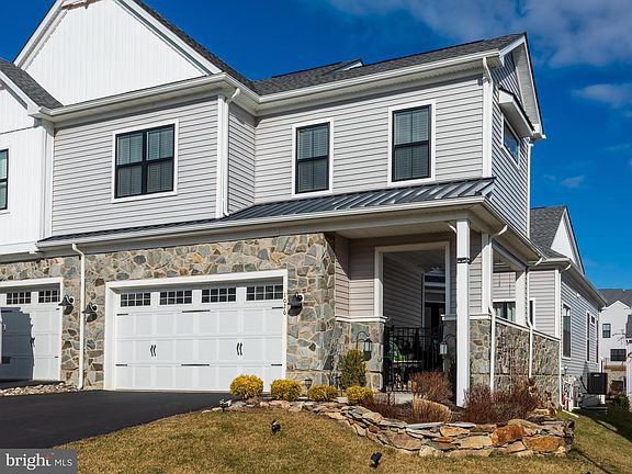 2nd image of 1026 Halter Rd