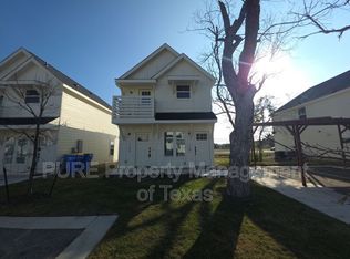 2002 W 2nd St UNIT 1202, Taylor, TX 76574