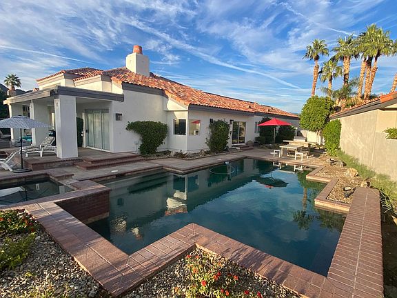 Beautiful private heated pool
