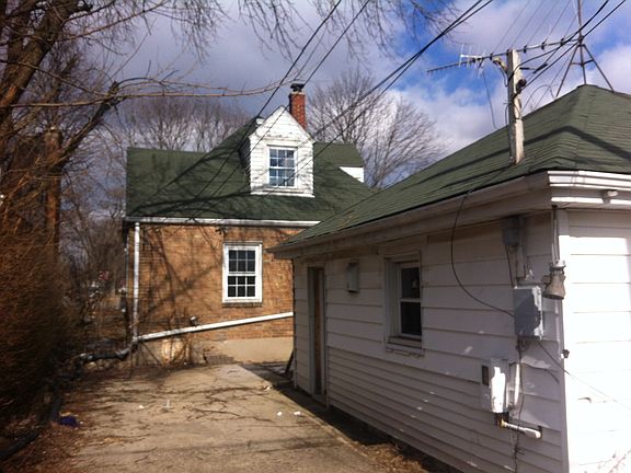 2nd image of 234 W Lincoln Hwy #Mult-units