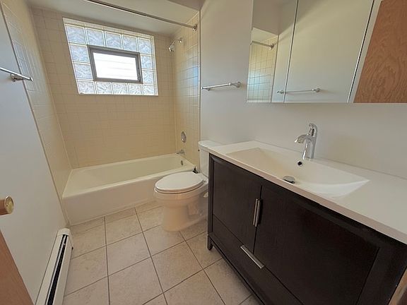 4th image of 7912 W Belmont Ave #3N