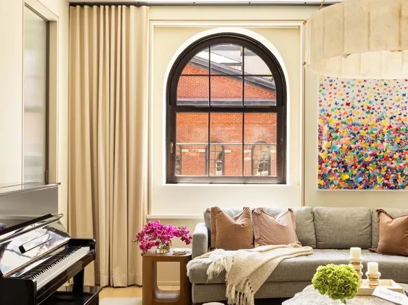 443 Greenwich Street image 1 of 27