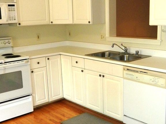 4th image of 5511 Whitley Park Ter
