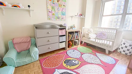 Rented by R New York